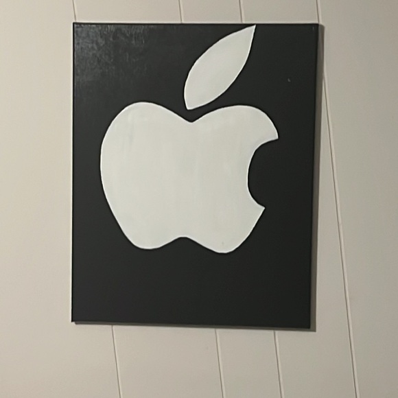 Apple logo painting art - Picture 4 of 4